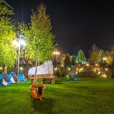 Sandalandala Camping Vama Veche